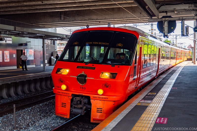 Huis Ten Bosch train at Shin-Tosu Station