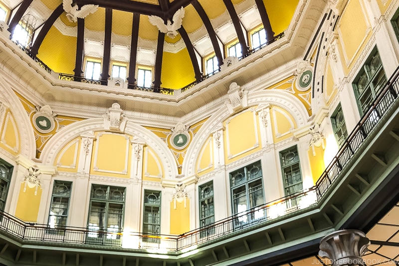 Interior of the dome at Tokyo Station