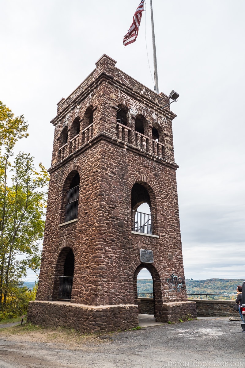 Poet's Seat Tower - 4 story tower made from stone