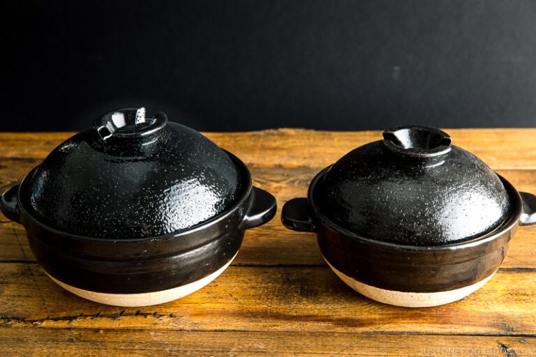 How To Season Your Donabe (Earthenware Pot) • Just One Cookbook