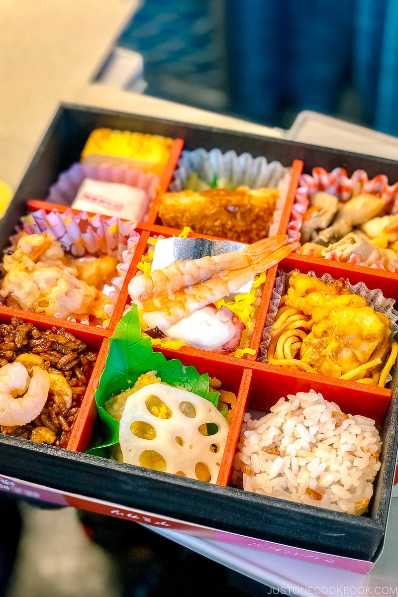 bento box with grids on a train table