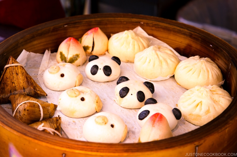 buns in a steam basket