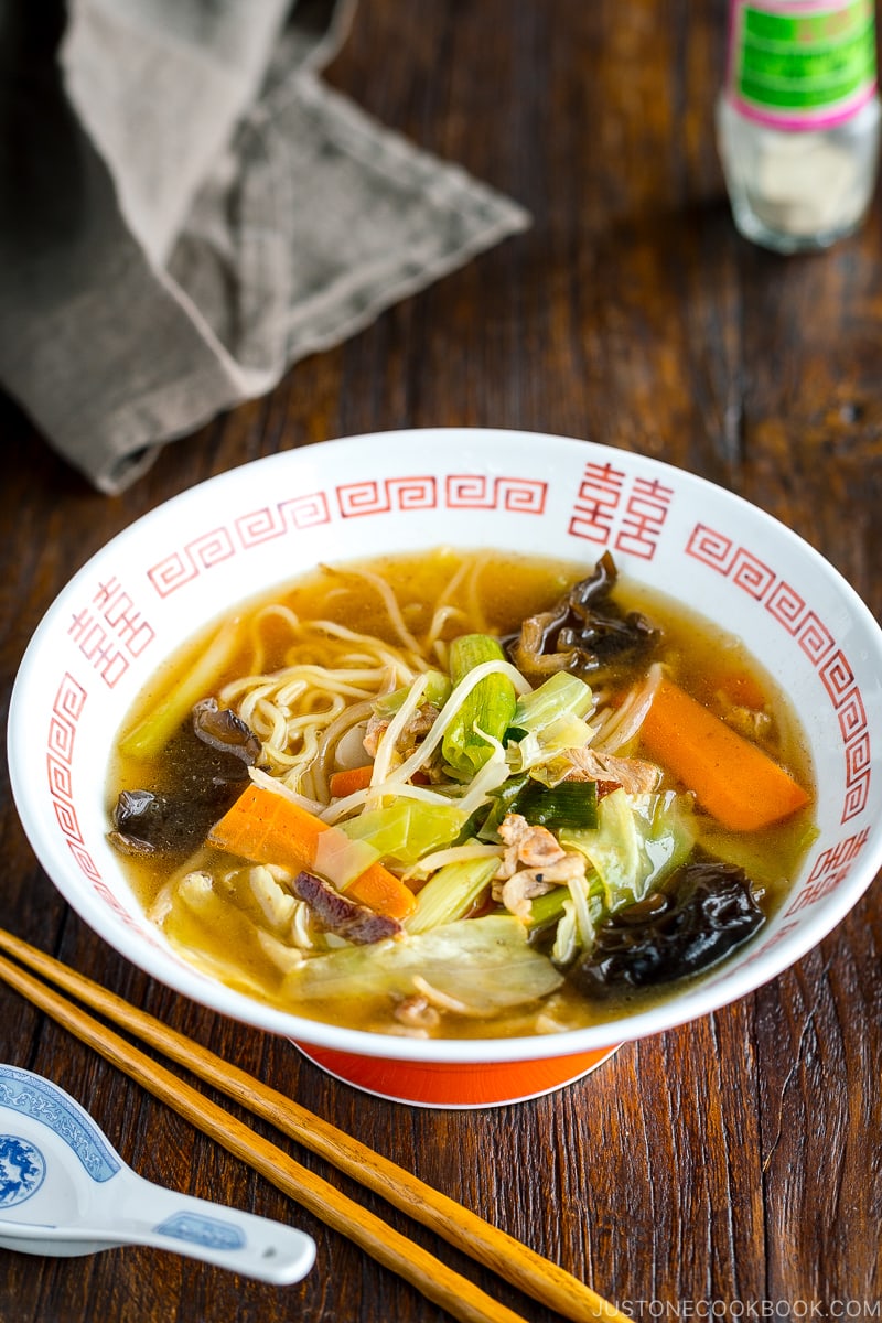 A ramen bowl containing tan men.