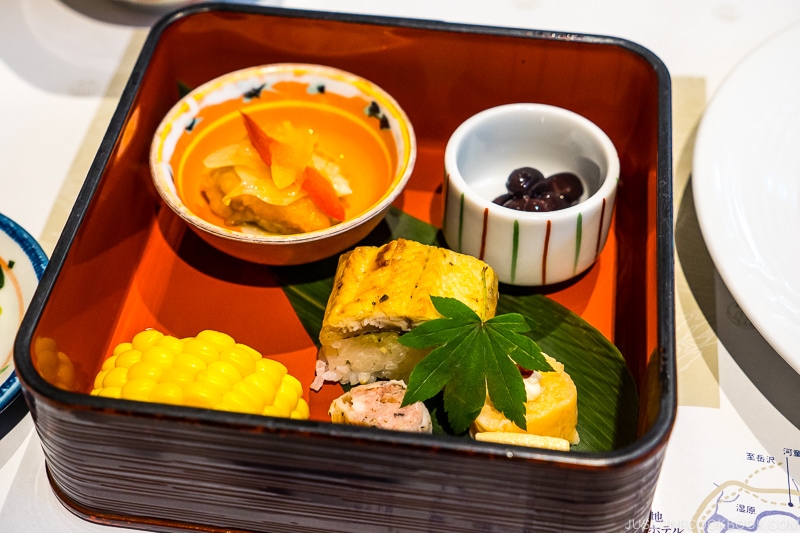 appetizer served in small dishes in a square box