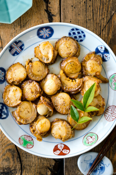 A Japanese plate containing Butter Soy Sauce Scallops.