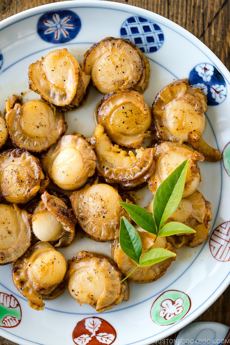 A Japanese plate containing Butter Soy Sauce Scallops.
