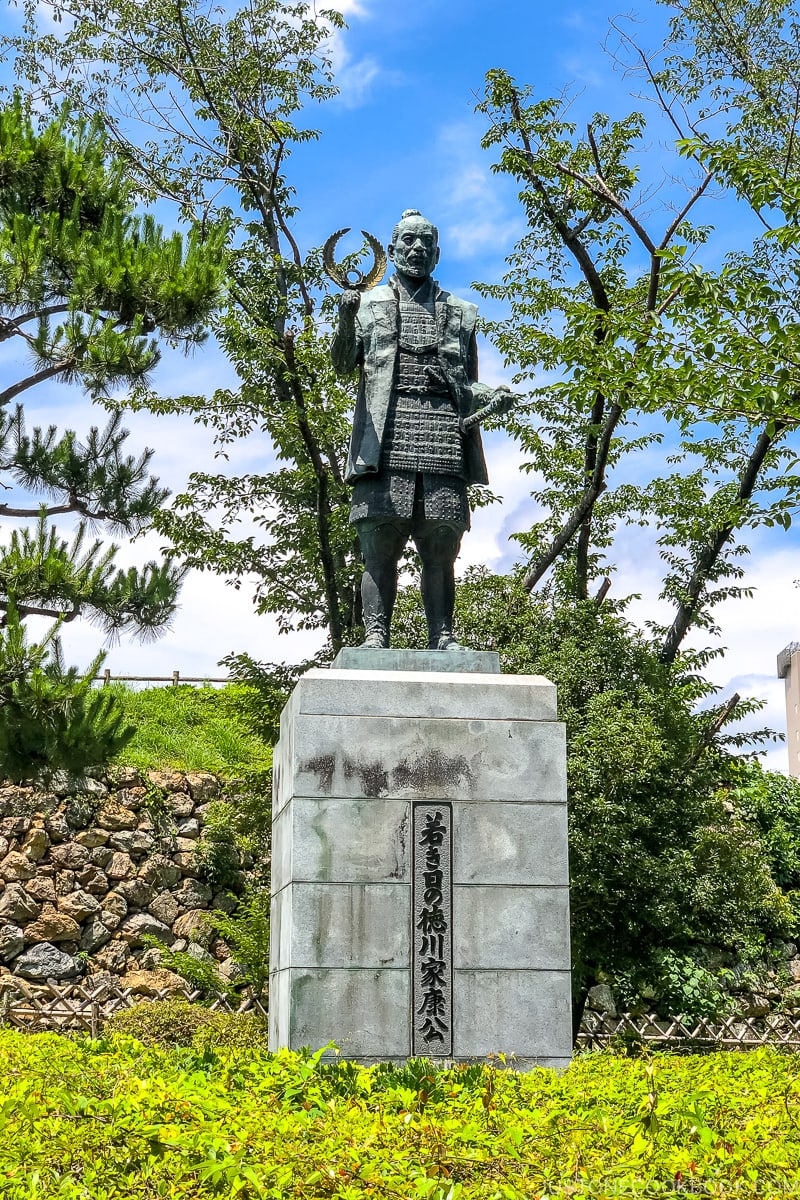 Tokugawa Ieyasu statue