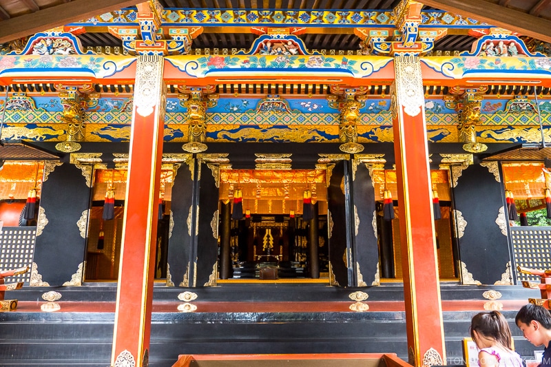 looking inside Shade at Kunozan Toshogu Shrine