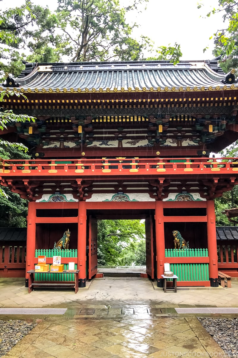 2 story Roumon with tile roof at Kunozan Toshogu