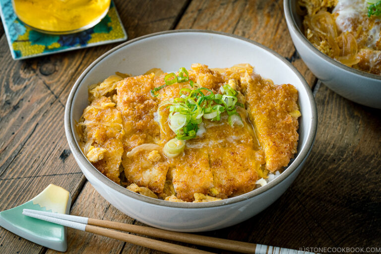 Katsudon (Pork Cutlet Rice Bowl) (Video) かつ丼 • Just One Cookbook