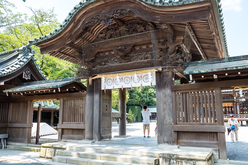 shrine gate at Mishima Taisha