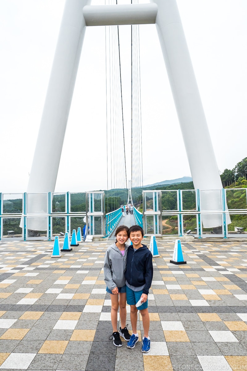 two children in front of Mishima Skywalk