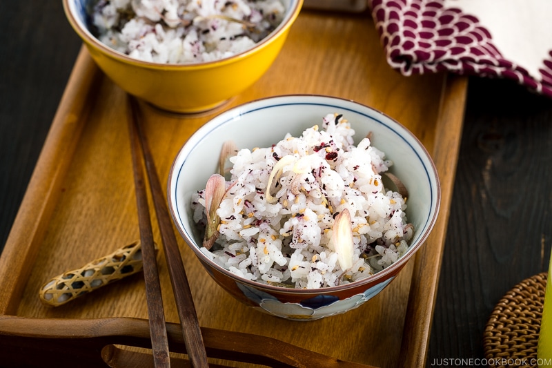 A rice bowl containing Myoga Yukari Mazegohan.