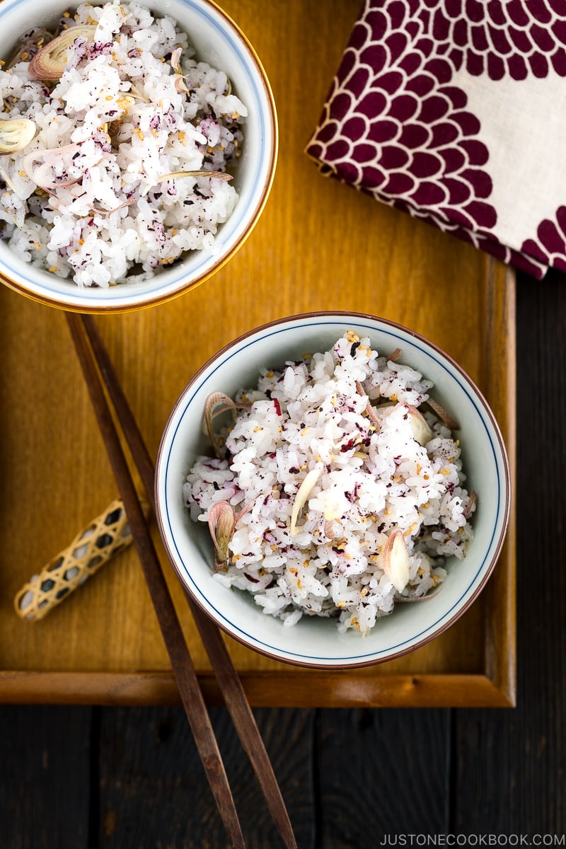 A rice bowl containing Myoga Yukari Mazegohan.