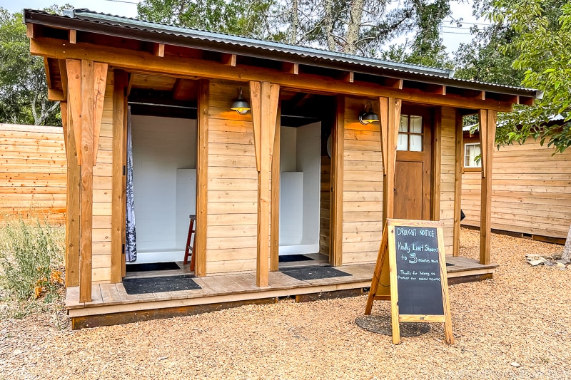 shower stalls