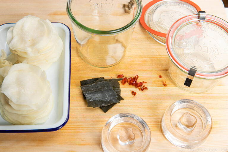 Senmaizuke (Japanese Pickled Turnip) 千枚漬け • Just One Cookbook