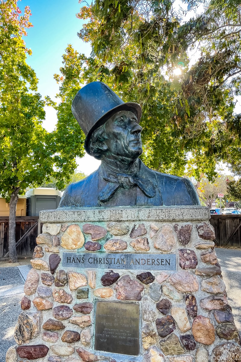 statues of Hans Christian Andersen