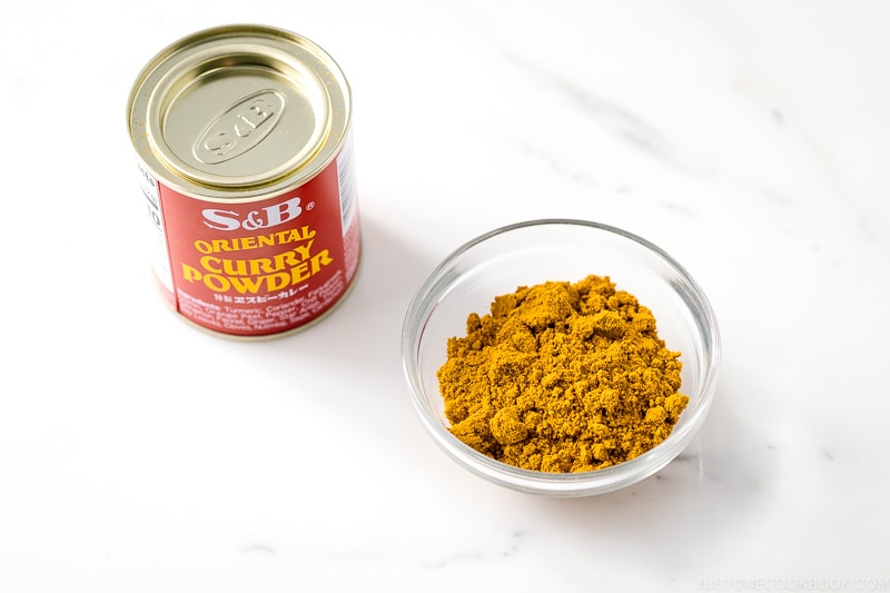 S&B Oriental Curry Powder
