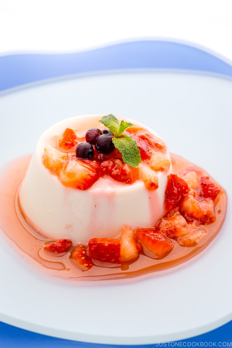 Tofu Pudding (Blancmange) 豆腐プリン • Just One Cookbook photo