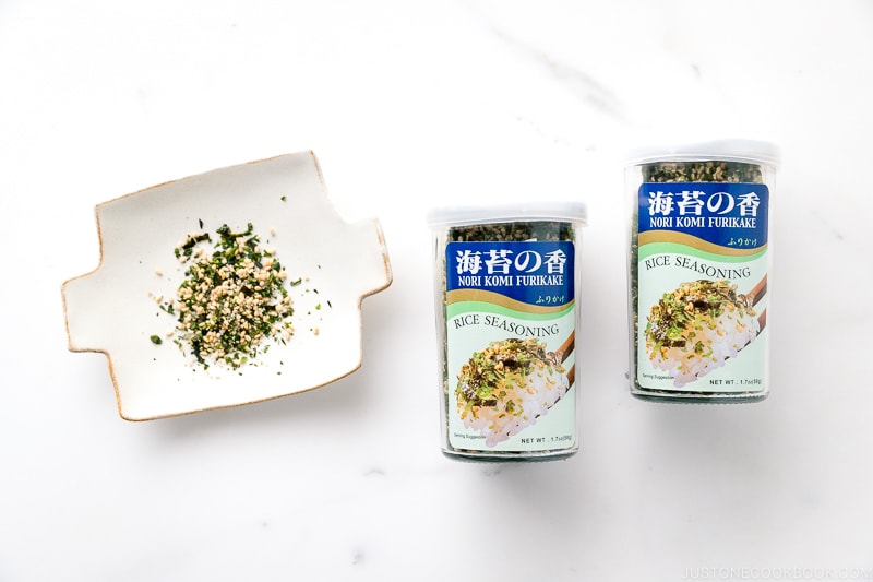 Furikake Rice Seasoning (Nori Komi Furikae)