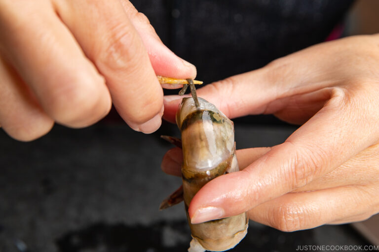 How to Devein Shrimp • Just One Cookbook