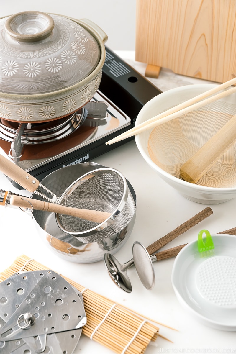 5 Must-Buy Japanese kitchen utensils – Master cooking!