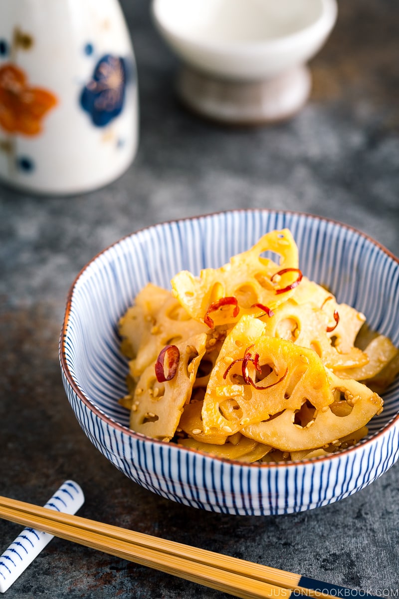 A blue and white bowl containing Kinpira Renkon (Lotus Root).