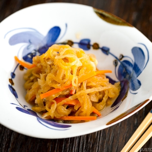 A Japanese ceramic bowl containing Simmered Kiriboshi Daikon.