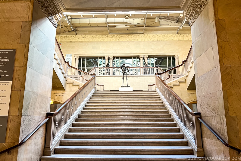 staircase inside The Art Institute of Chicago