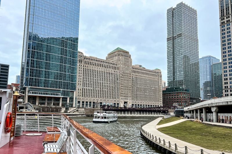 The Merchandise Mart next to Chicago River