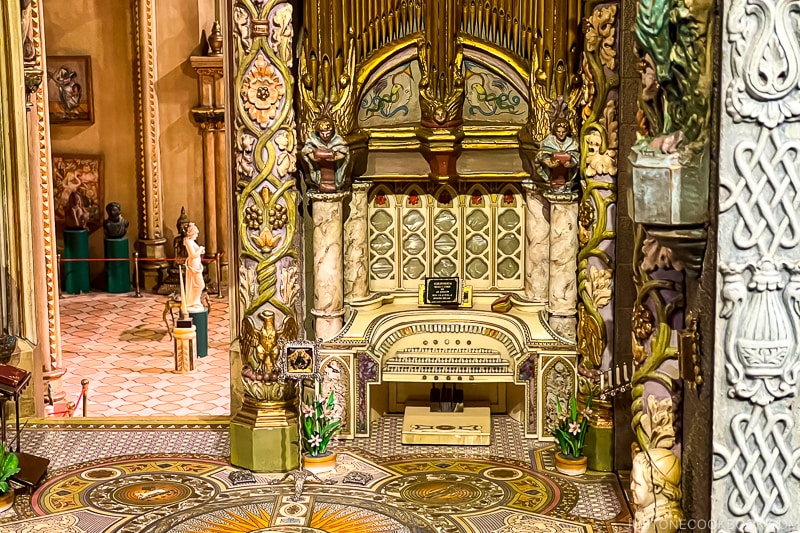 organ inside Colleen Moore's Fairy Castle chapel