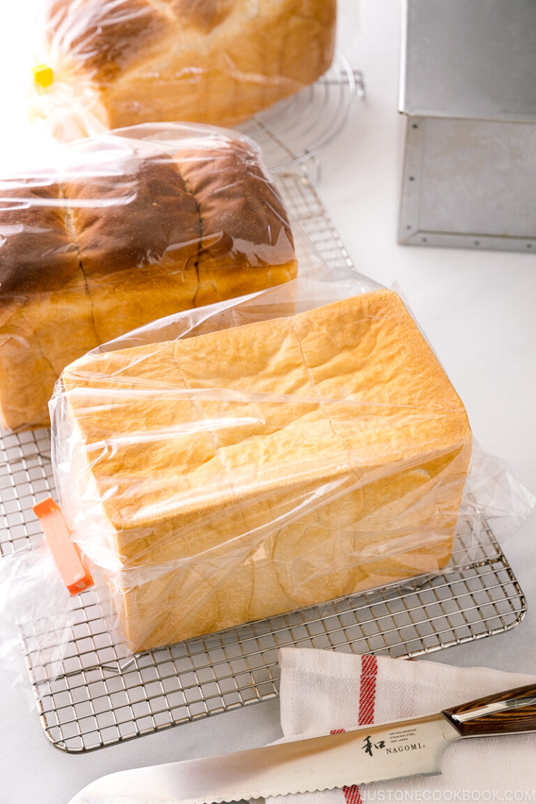 Japanese Milk Bread (Shokupan) (Video) 食パン • Just One Cookbook