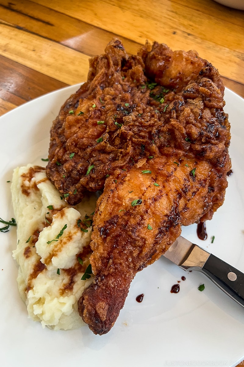 fried chicken with mashed potatoes