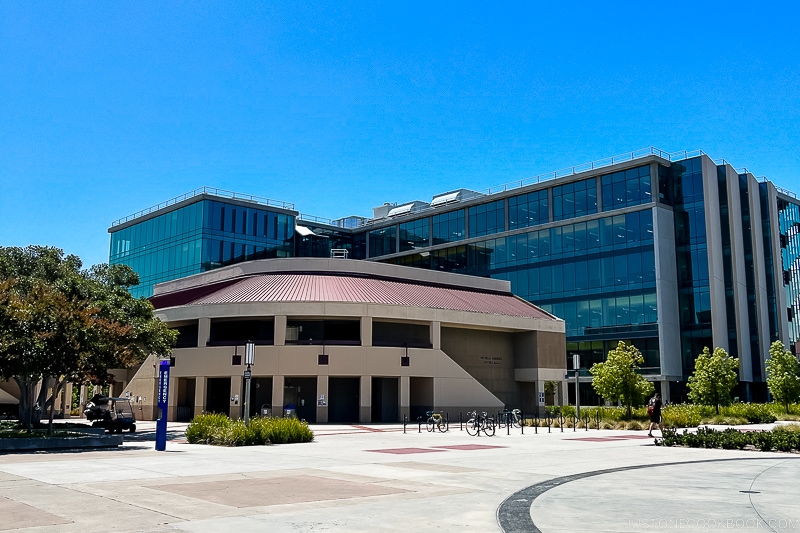 school building at UC Irvine