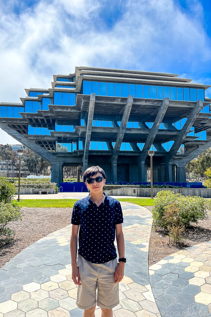 boy in front of Geisel Library