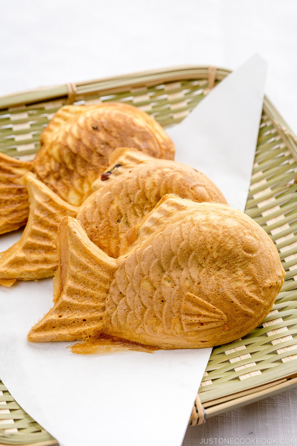 Taiyaki served on a bamboo tray.