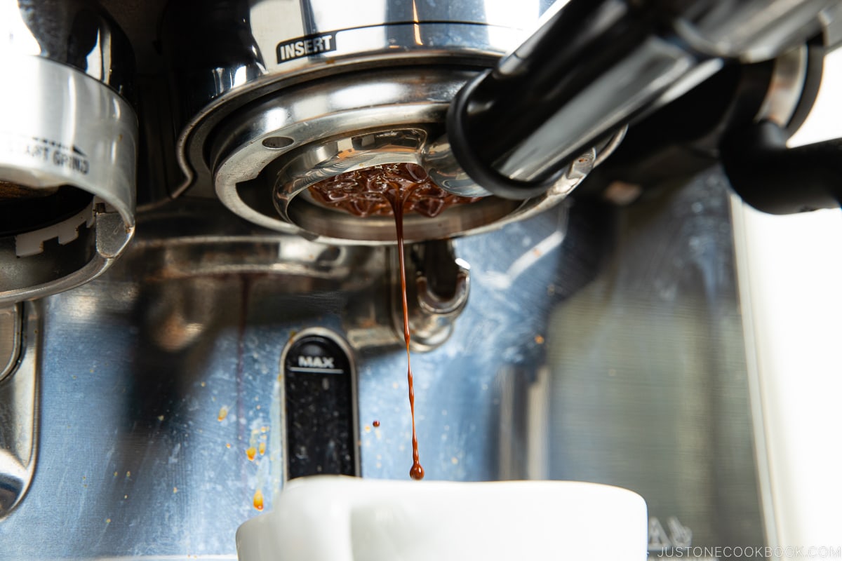 Essential Espresso Maker, Breakfast Appliances