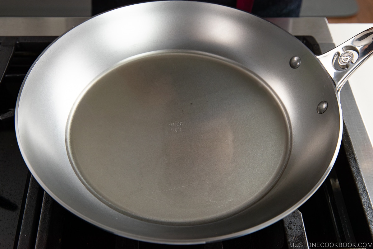 oil heating in fry pan