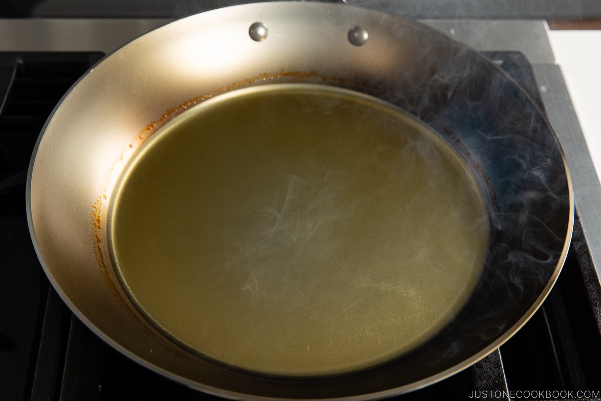 oil smoking in fry pan