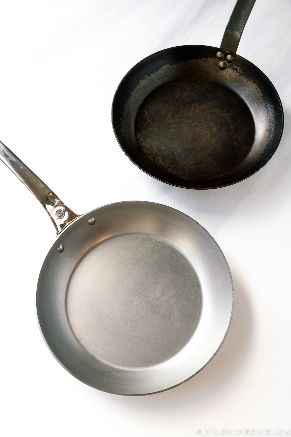 new and well used de Buyer carbon steel fry pan