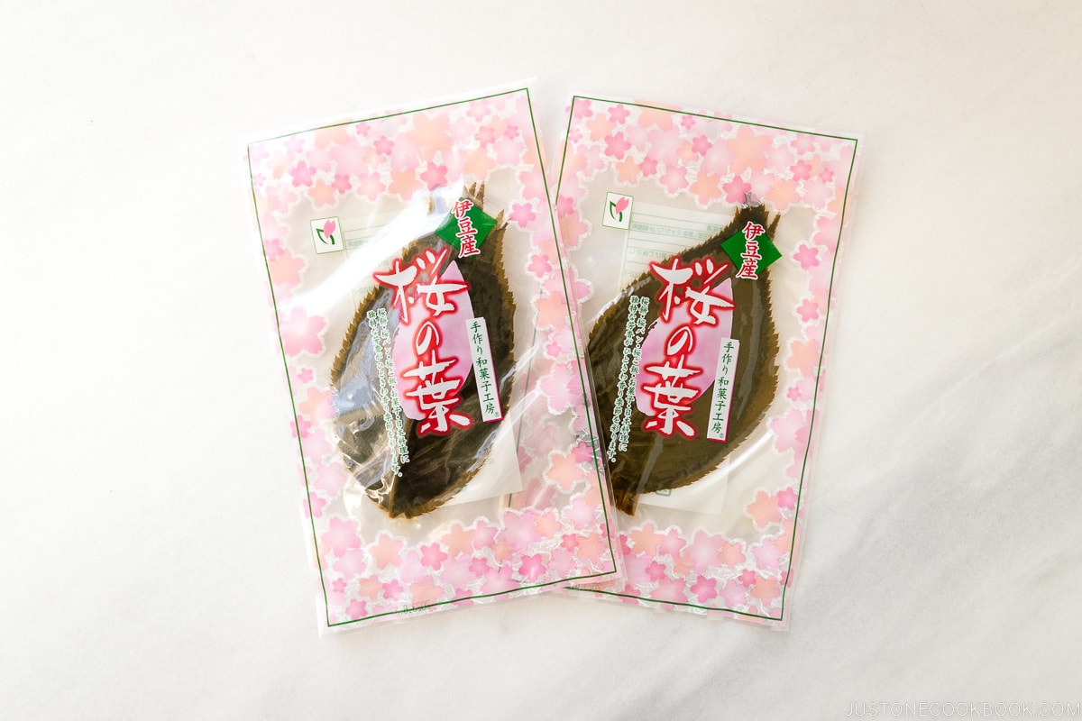 Salt Pickled Cherry Blossom Leaves