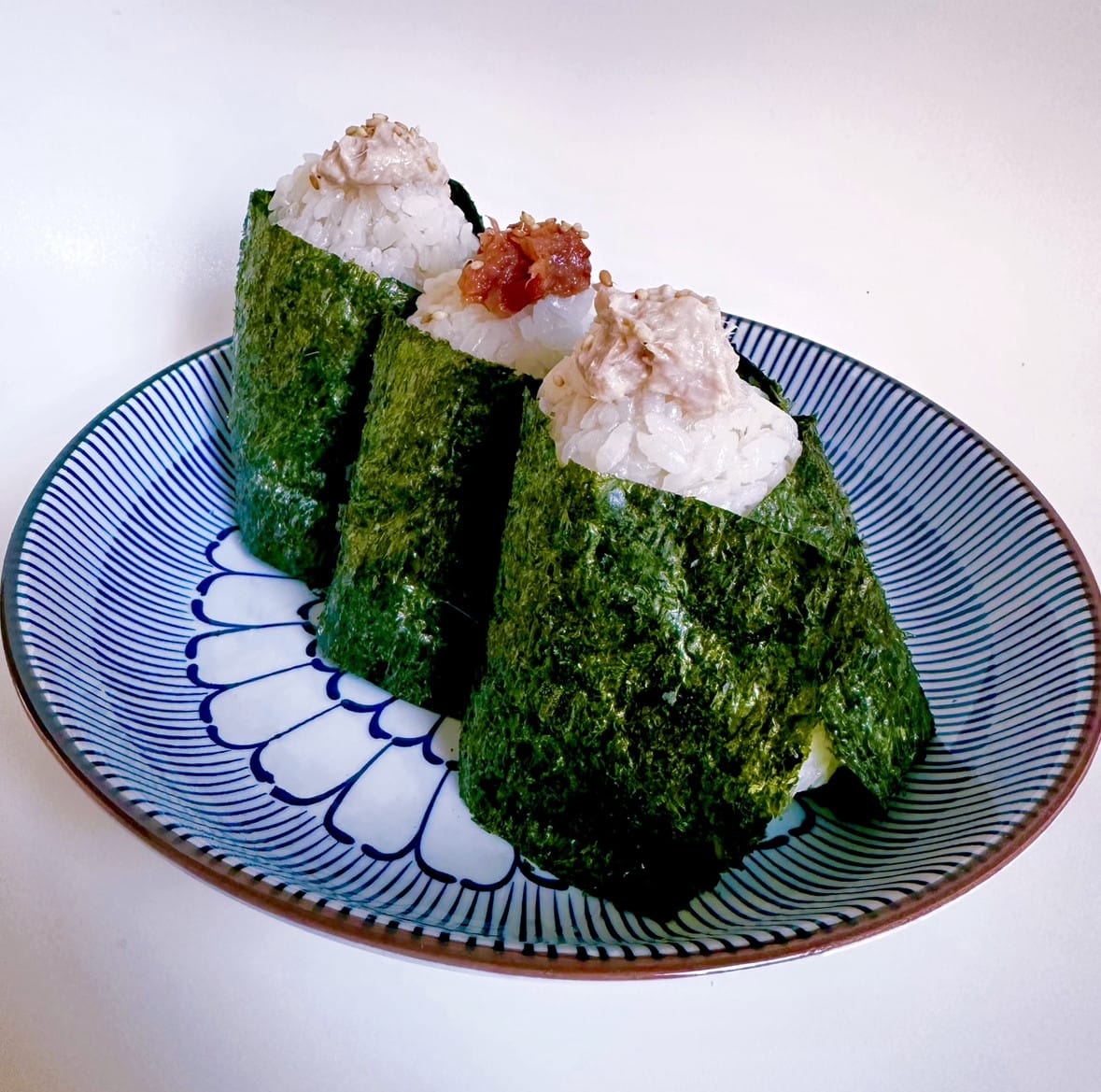 Fresh pea and umeboshi onigiri filling Recipe - Los Angeles Times