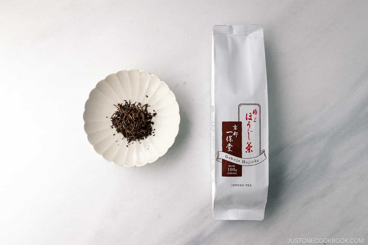 hojicha tea leaves on a marble table