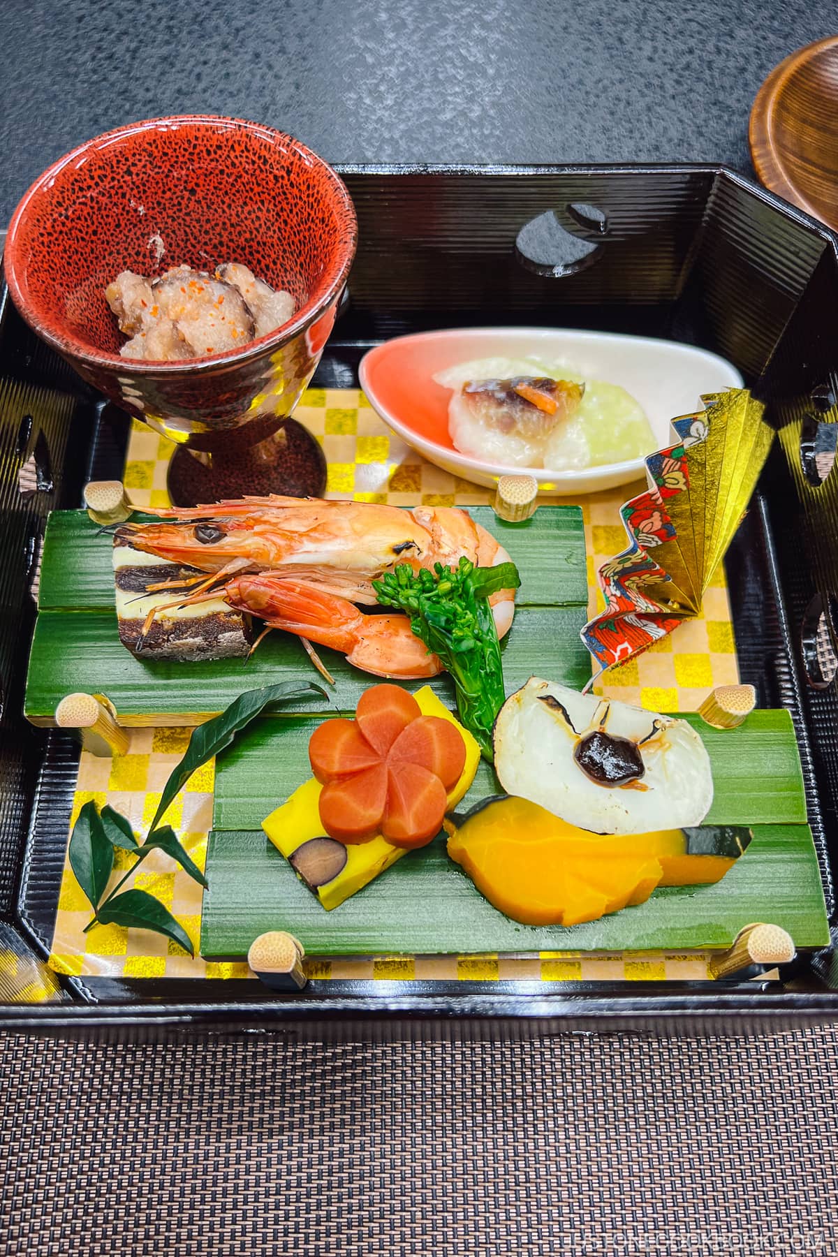 appetizers in traditional Japanese dish