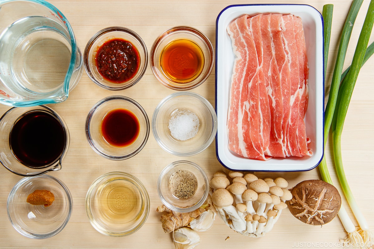 Tsukemen (Dipping Ramen Noodles) Ingredients 1