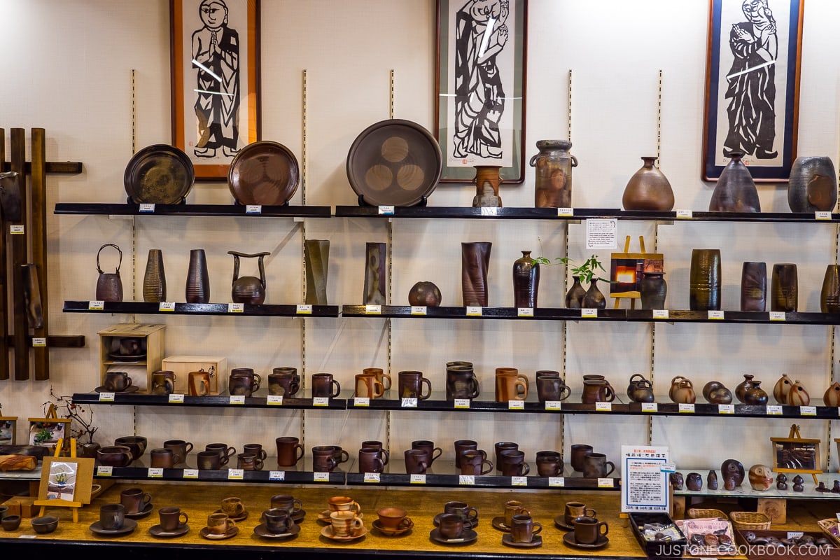 Bizen ware on store shelves