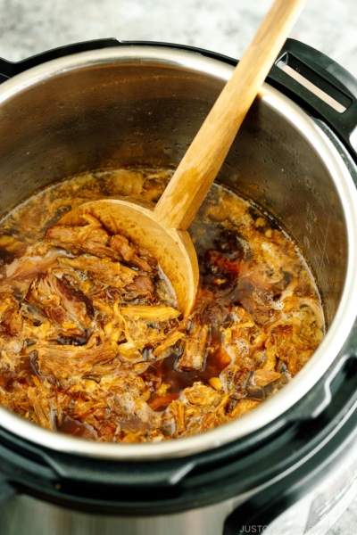 https://www.justonecookbook.com/wp-content/uploads/2023/07/Instant-Pot-Asian-Pulled-Pork-2512-II-400x600.jpg