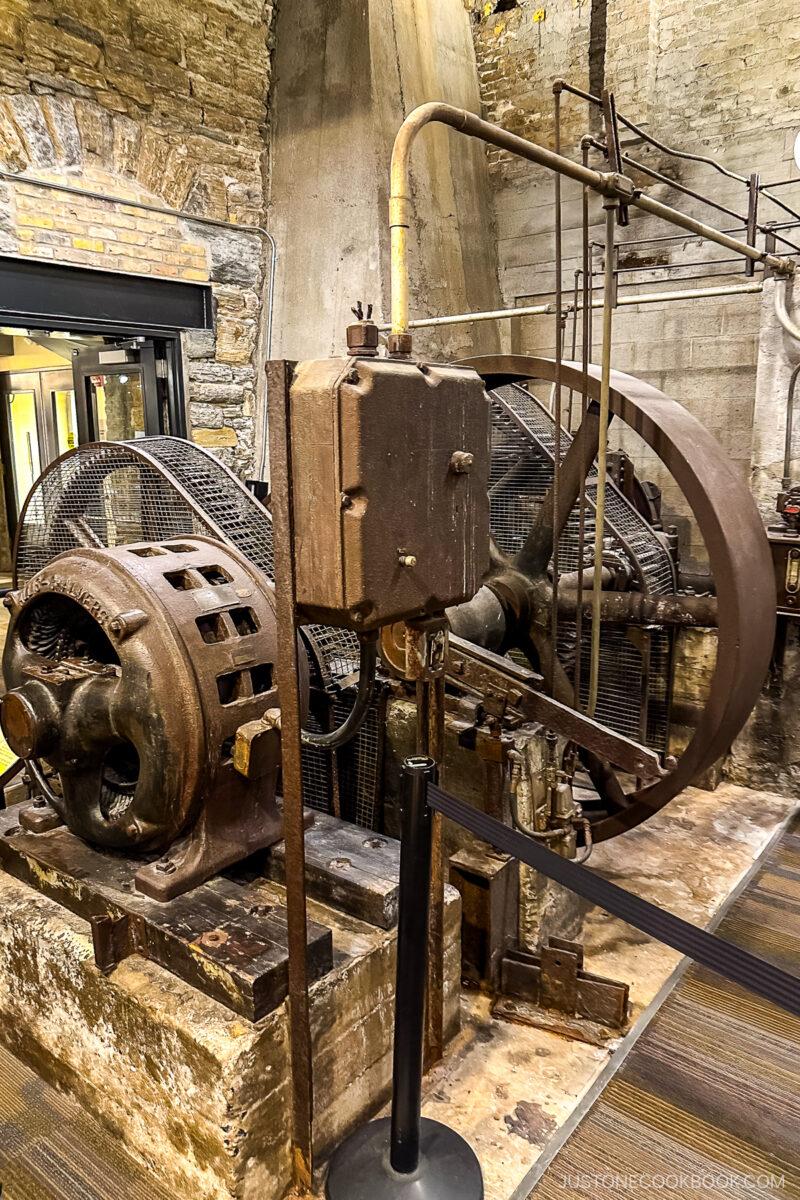 old mill’s machinery at Mill City Museum