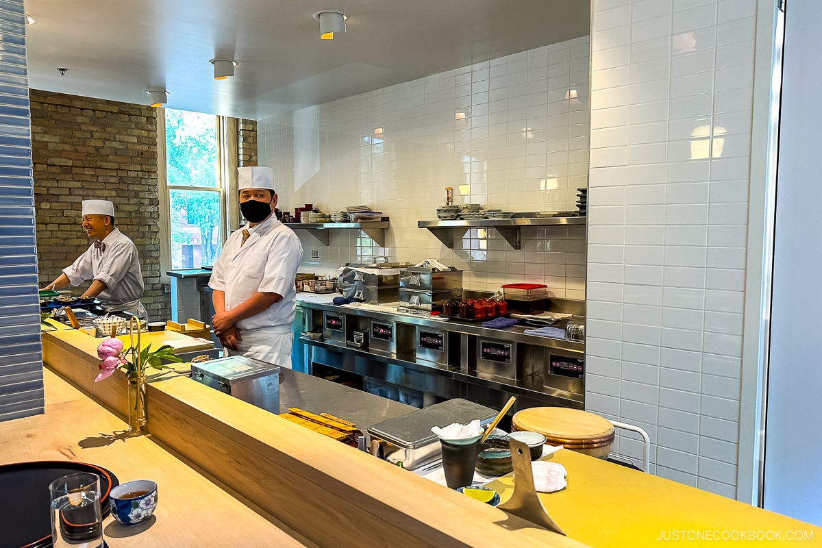 sushi counter at Kado no Mise