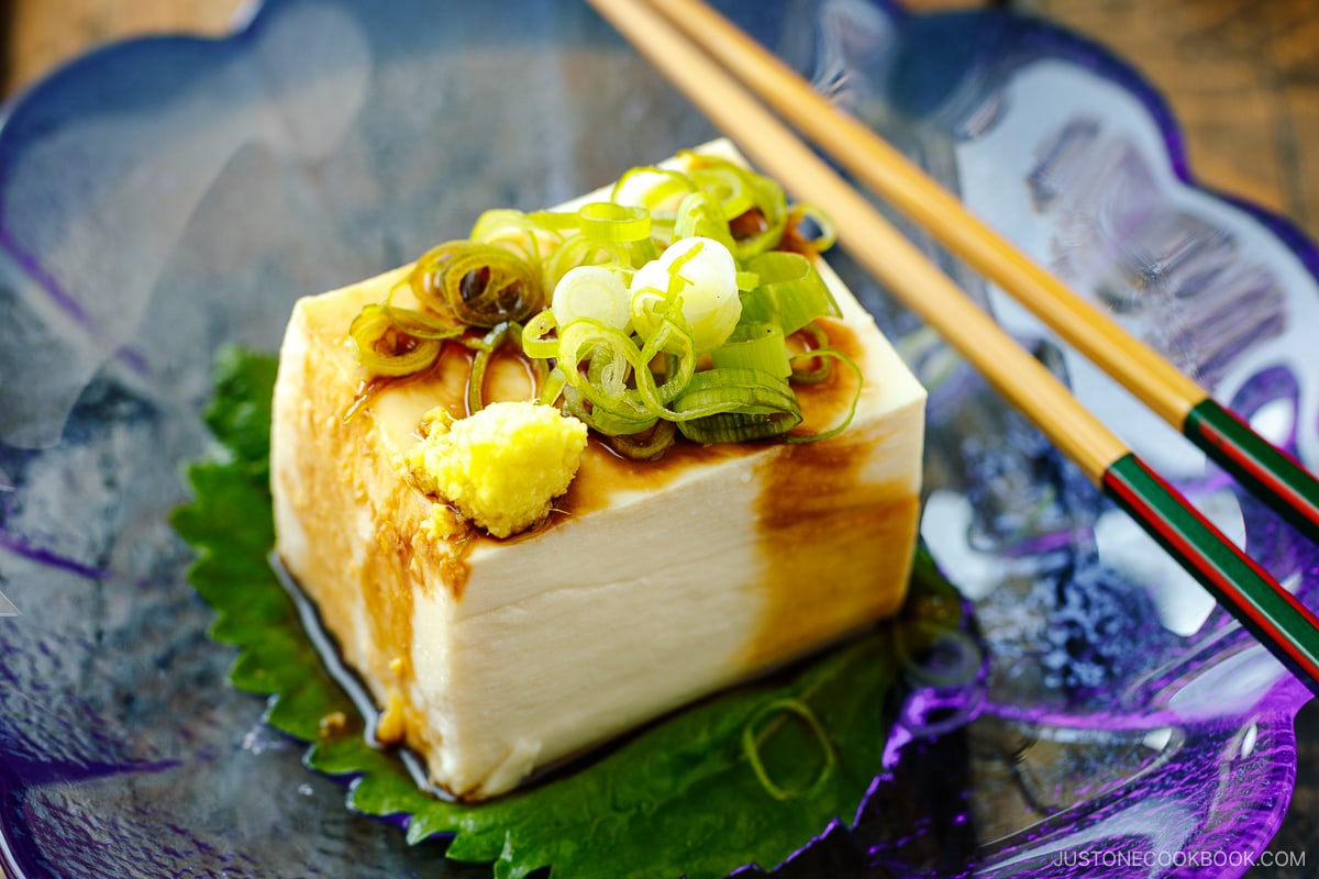 Japanese Cold Tofu (Hiyayakko) 冷奴 • Just One Cookbook